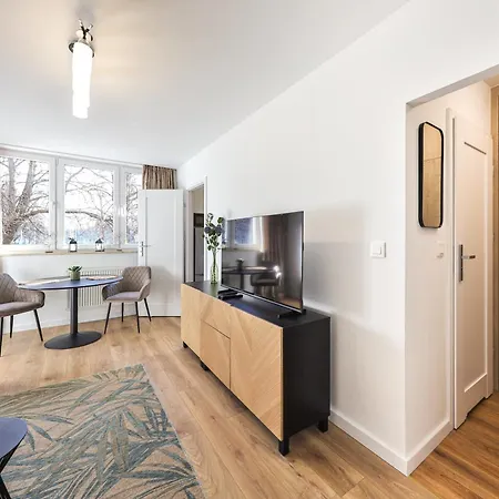 Appartement Hieronima 3 I Brodno Metro Station I By Perfectapart *
