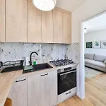 Hieronima 3 I Bródno Metro Station I By Perfectapart Apartamento